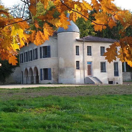 Lodge Hotel De Sommedieue Verdun 外观 照片