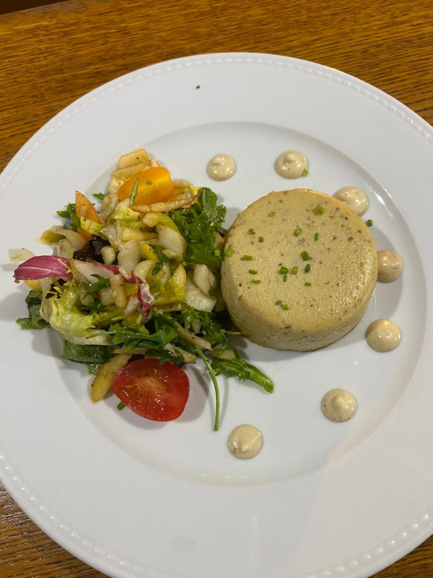 Lodge Hotel De Sommedieue Verdun 外观 照片