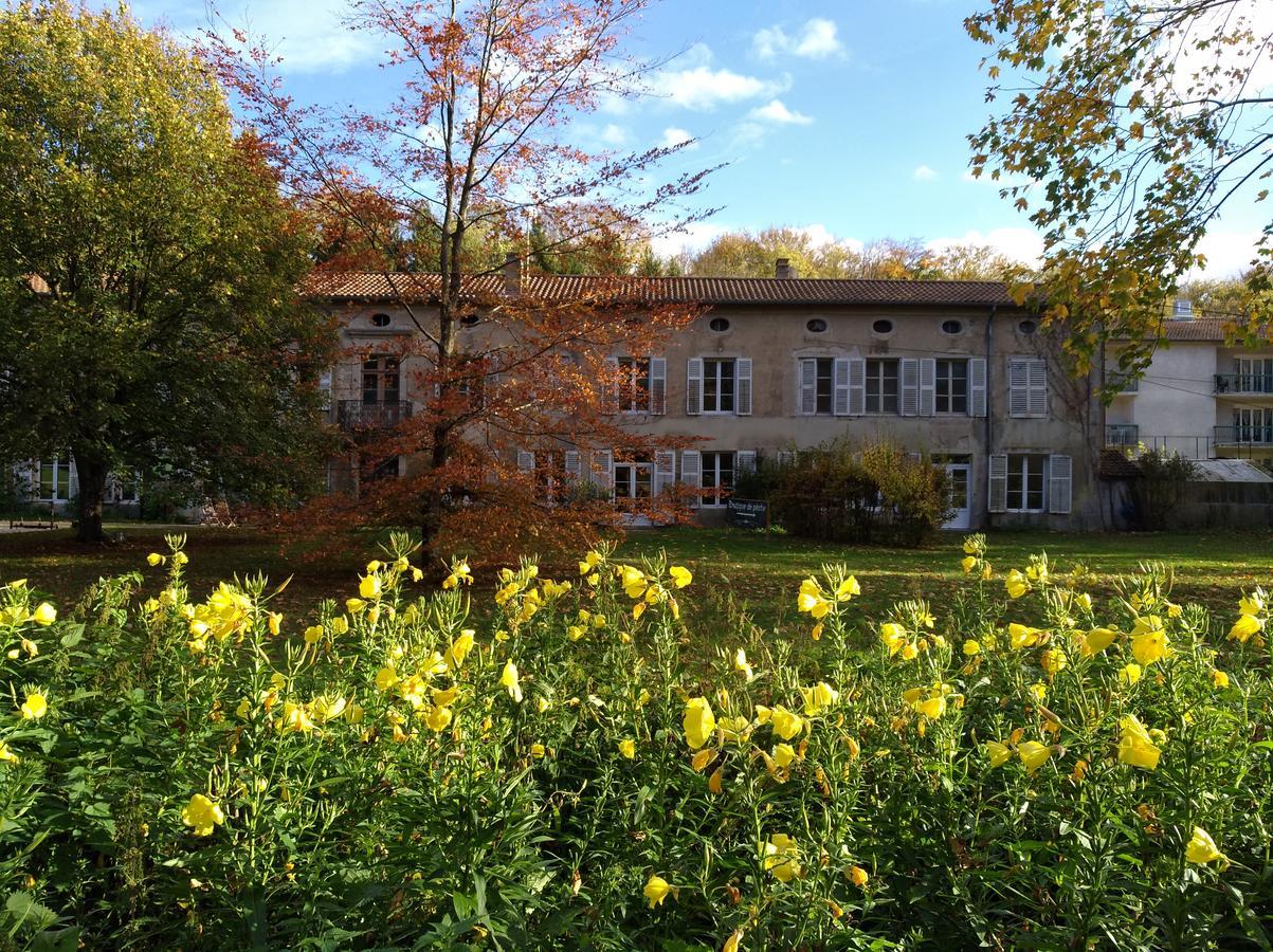 Lodge Hotel De Sommedieue Verdun 外观 照片